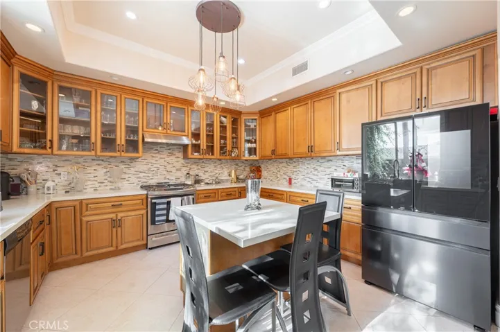 6973 Varna Avenue, Van Nuys, California 91405