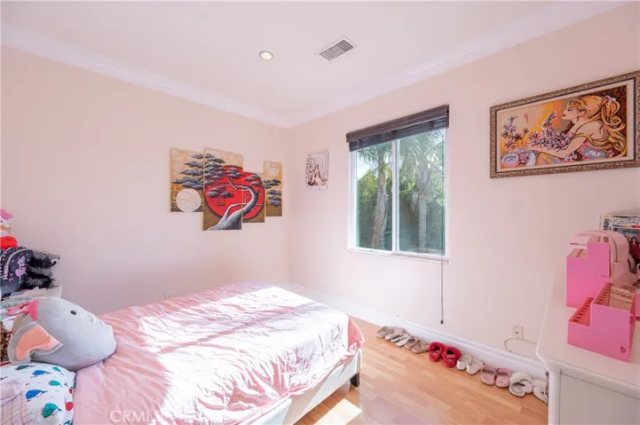 6973 Varna Avenue, Van Nuys, California 91405