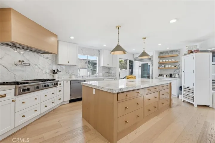 845 11th, Manhattan Beach, California 90266