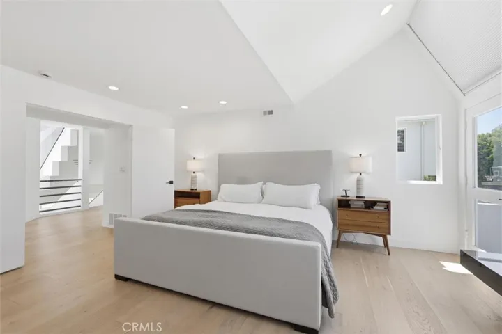 845 11th, Manhattan Beach, California 90266