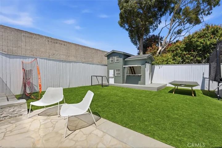 845 11th, Manhattan Beach, California 90266
