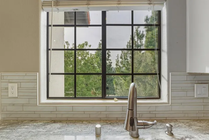 16458 Avenida Venusto E, San Diego, California 92128