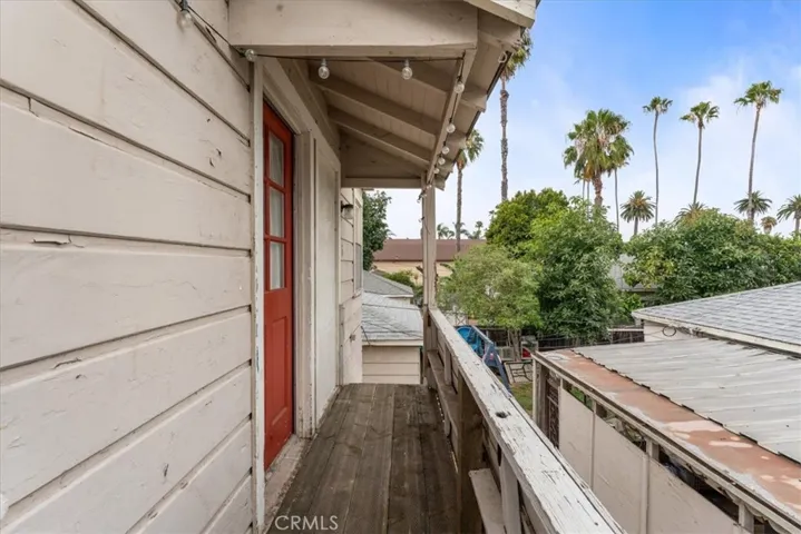 924 S Broadway, Santa Ana, California 92701
