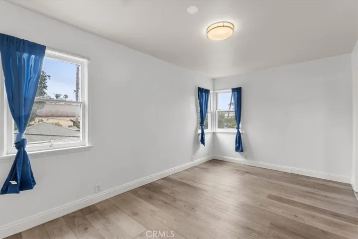924 S Broadway, Santa Ana, California 92701