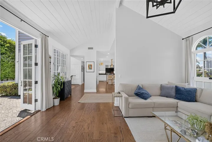 24622 Santa Clara Avenue, Dana Point, California 92629