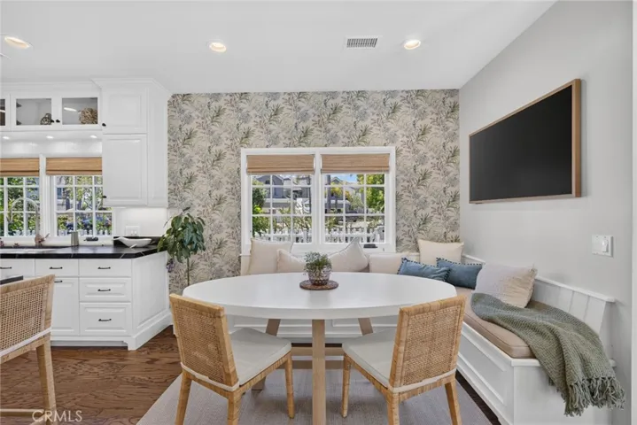 24622 Santa Clara Avenue, Dana Point, California 92629