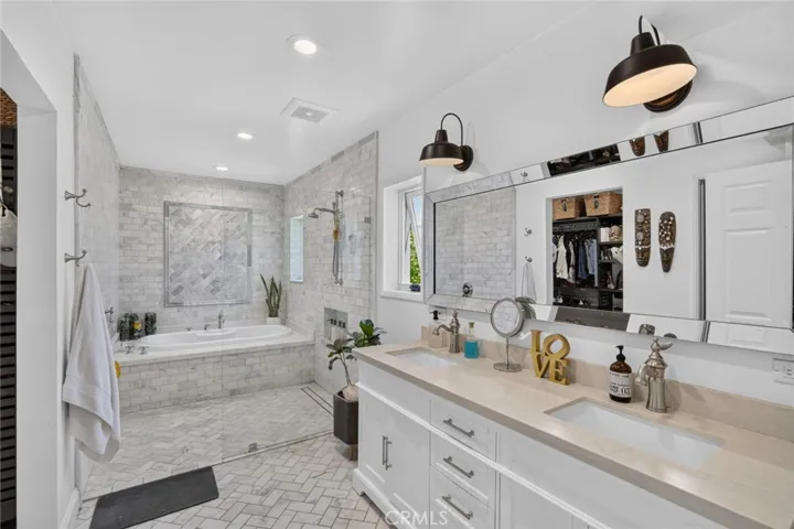 24622 Santa Clara Avenue, Dana Point, California 92629