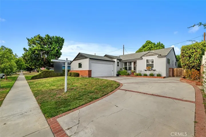 6440 Petit, Van Nuys, California 91406