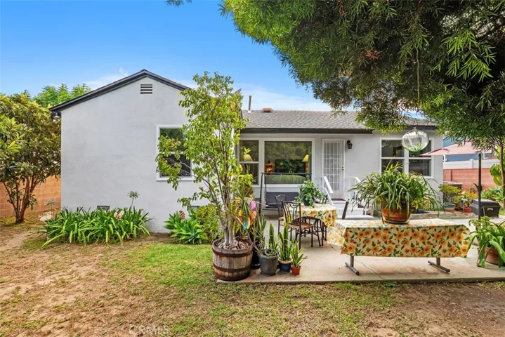 6440 Petit, Van Nuys, California 91406