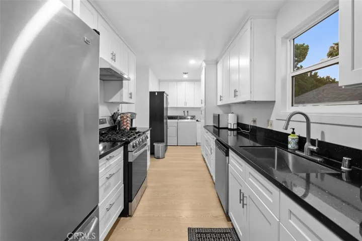 6440 Petit, Van Nuys, California 91406