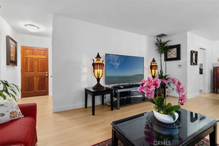 6440 Petit, Van Nuys, California 91406