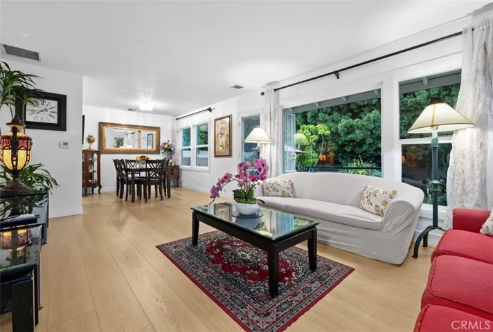 6440 Petit, Van Nuys, California 91406
