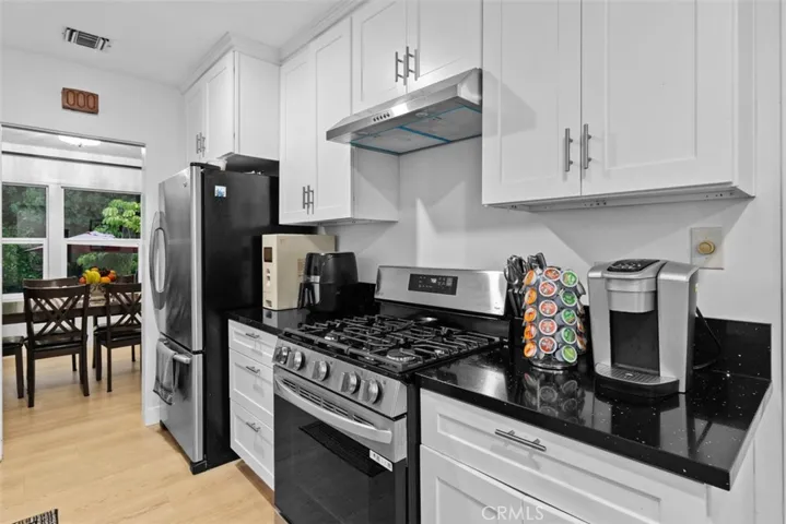 6440 Petit, Van Nuys, California 91406