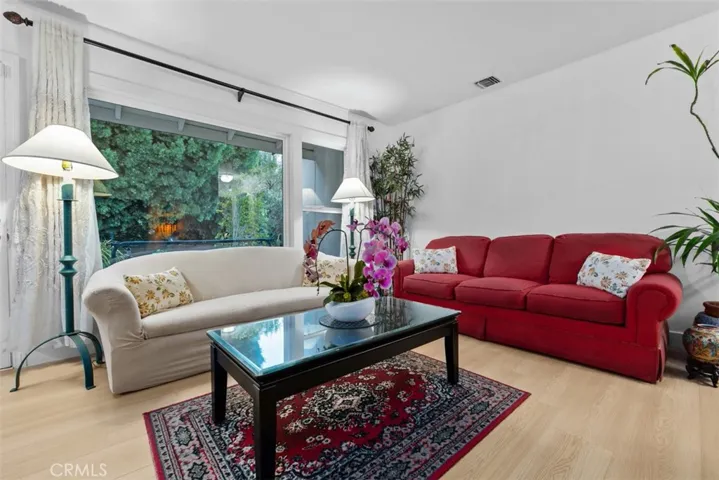 6440 Petit, Van Nuys, California 91406
