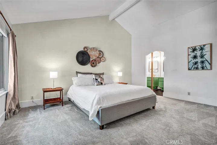 26606 La Roda, Mission Viejo, California 92691