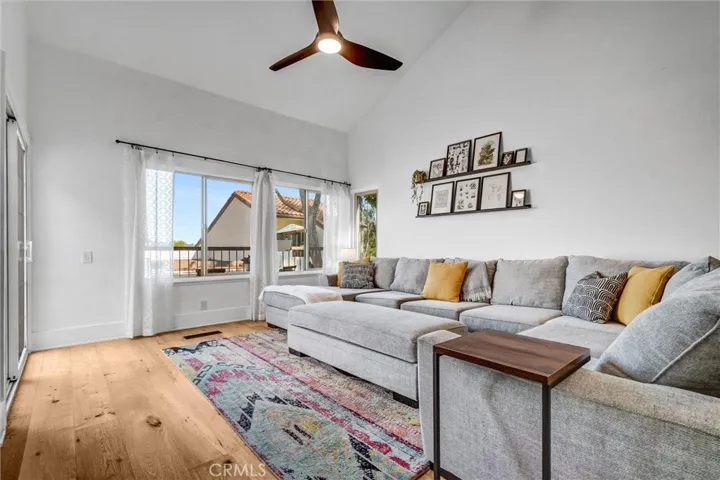 26606 La Roda, Mission Viejo, California 92691
