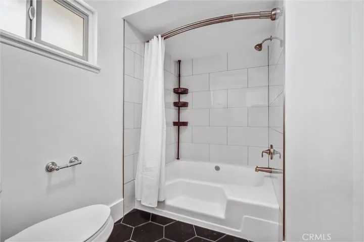 26606 La Roda, Mission Viejo, California 92691