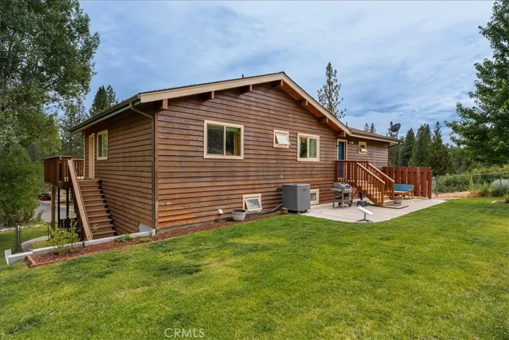 6104 Palmer Drive, Weed, California 96094