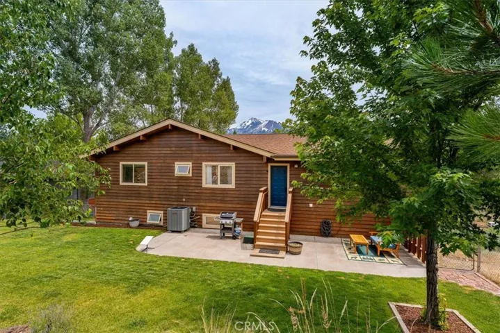6104 Palmer Drive, Weed, California 96094