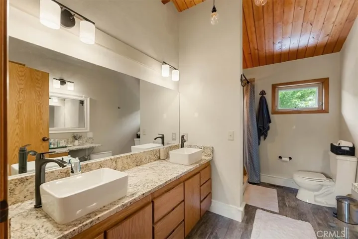 6104 Palmer Drive, Weed, California 96094
