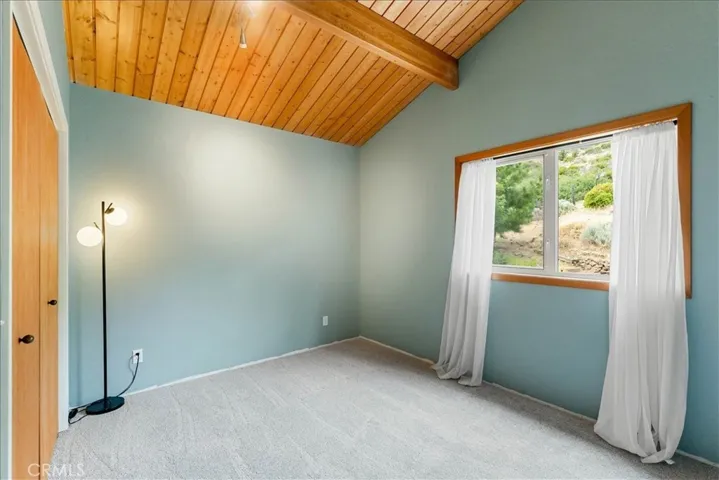6104 Palmer Drive, Weed, California 96094