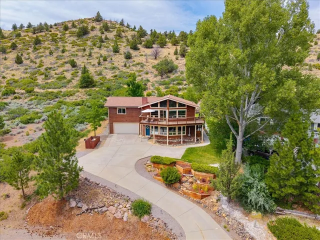 6104 Palmer Drive, Weed, California 96094