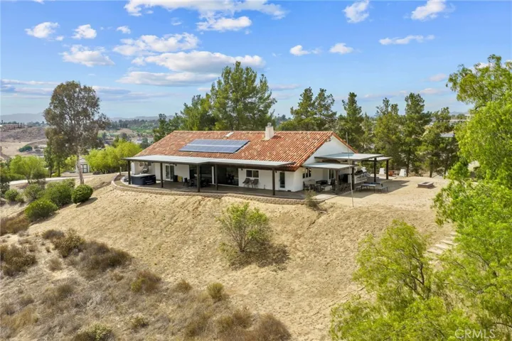 35251 Calle Campo, Temecula, California 92592