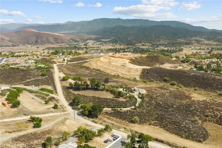 35251 Calle Campo, Temecula, California 92592