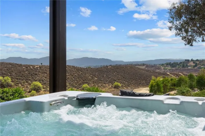35251 Calle Campo, Temecula, California 92592