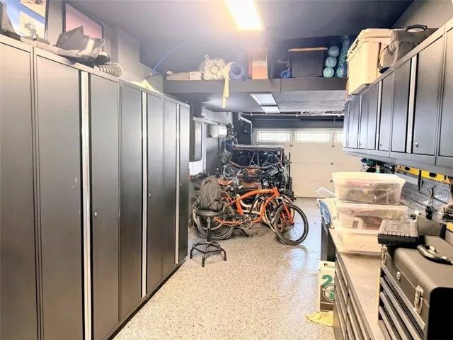 Work shop in garage