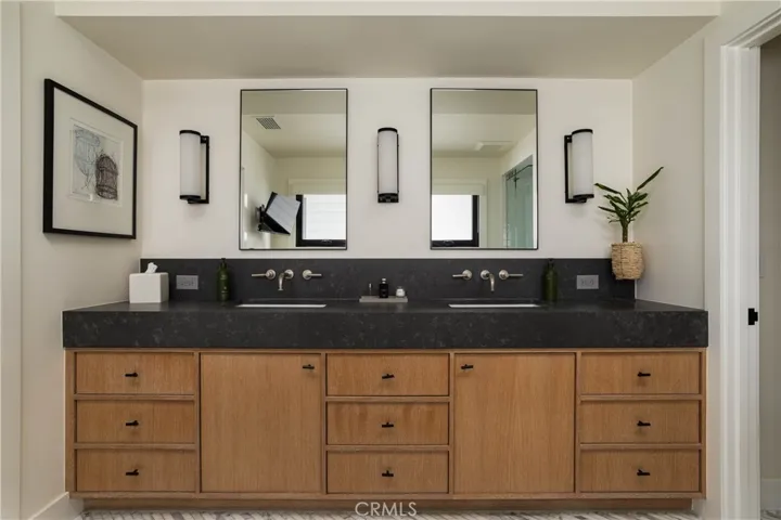 211 35th, Newport Beach, California 92663