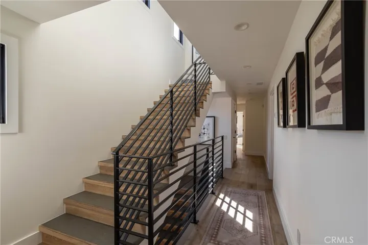 211 35th, Newport Beach, California 92663