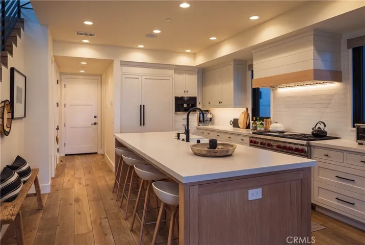 211 35th, Newport Beach, California 92663