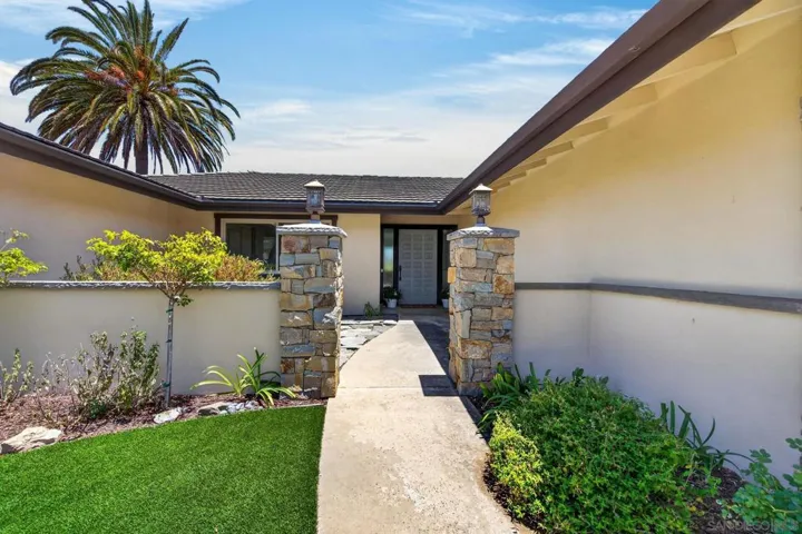 , San Diego, California 92128