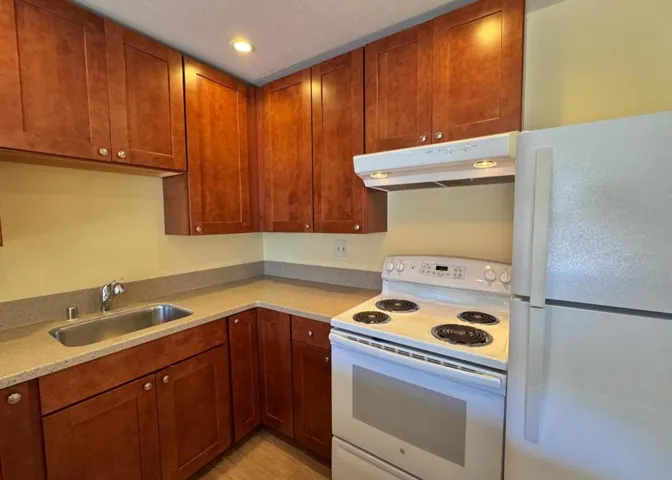 755 14th Avenue 704, Santa Cruz, California 95062