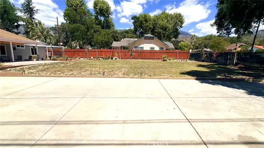 111 Poinsettia, Monrovia, California 91016
