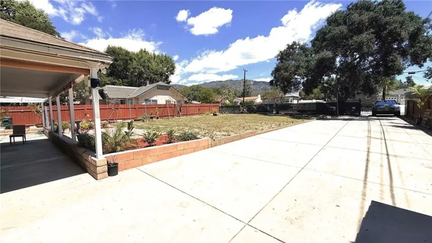 111 Poinsettia, Monrovia, California 91016