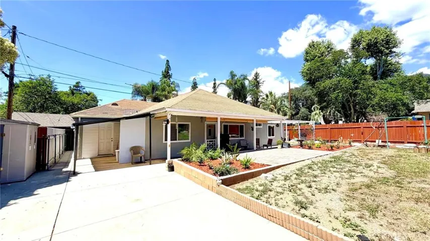 111 Poinsettia, Monrovia, California 91016