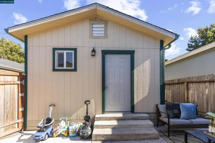 1319 Kelsey Street, Richmond, California 94801