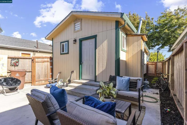 1319 Kelsey Street, Richmond, California 94801