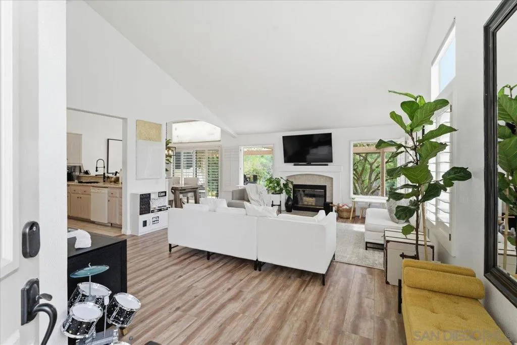 29585 Circle R Greens, Escondido, California 92026 — photo 4