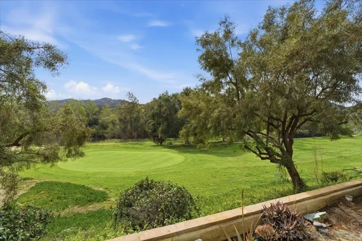 29585 Circle R Greens, Escondido, California 92026