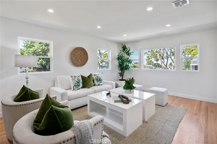 343 N Patton Avenue, San Pedro, California 90731