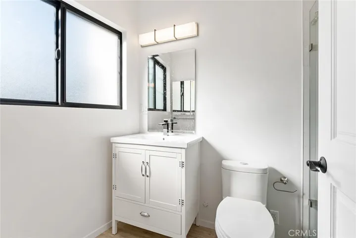 913 N Hilldale Avenue 3, West Hollywood, California 90069