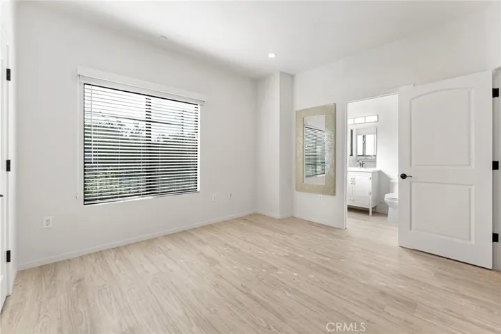 913 N Hilldale Avenue 3, West Hollywood, California 90069