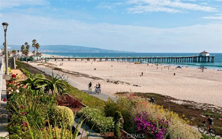 222 24th Street, Manhattan Beach, California 90266