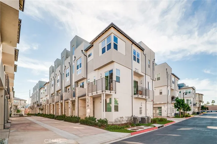 1602 W Bushell, Anaheim, California 92805