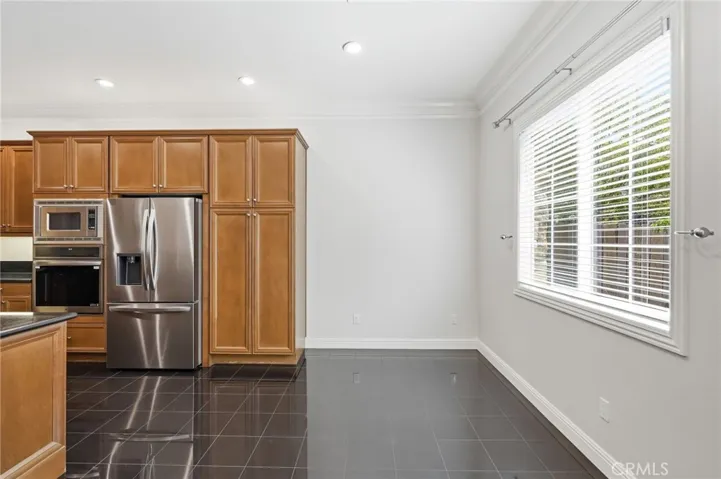 11528 Verona, Chatsworth, California 91311