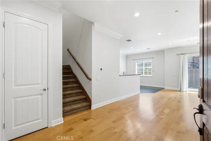 11528 Verona, Chatsworth, California 91311