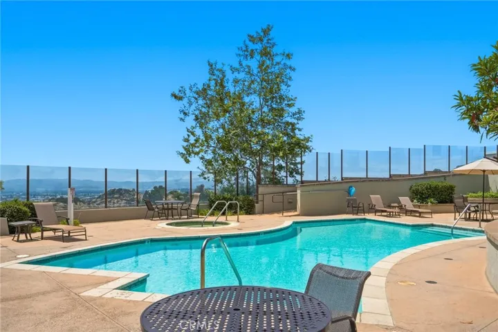 11528 Verona, Chatsworth, California 91311